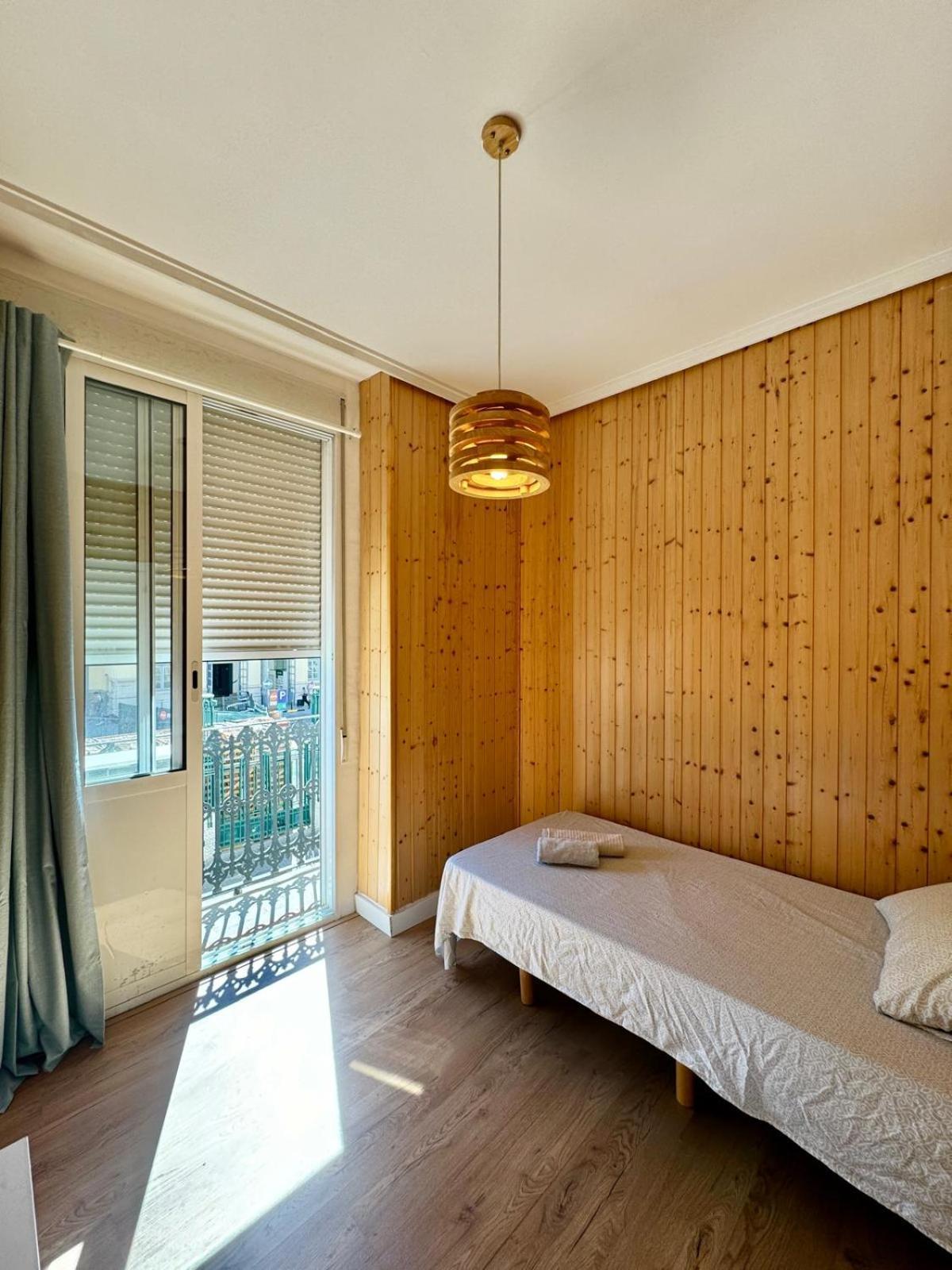 Vlc Center 4 Room Apartment Валенсия Екстериор снимка