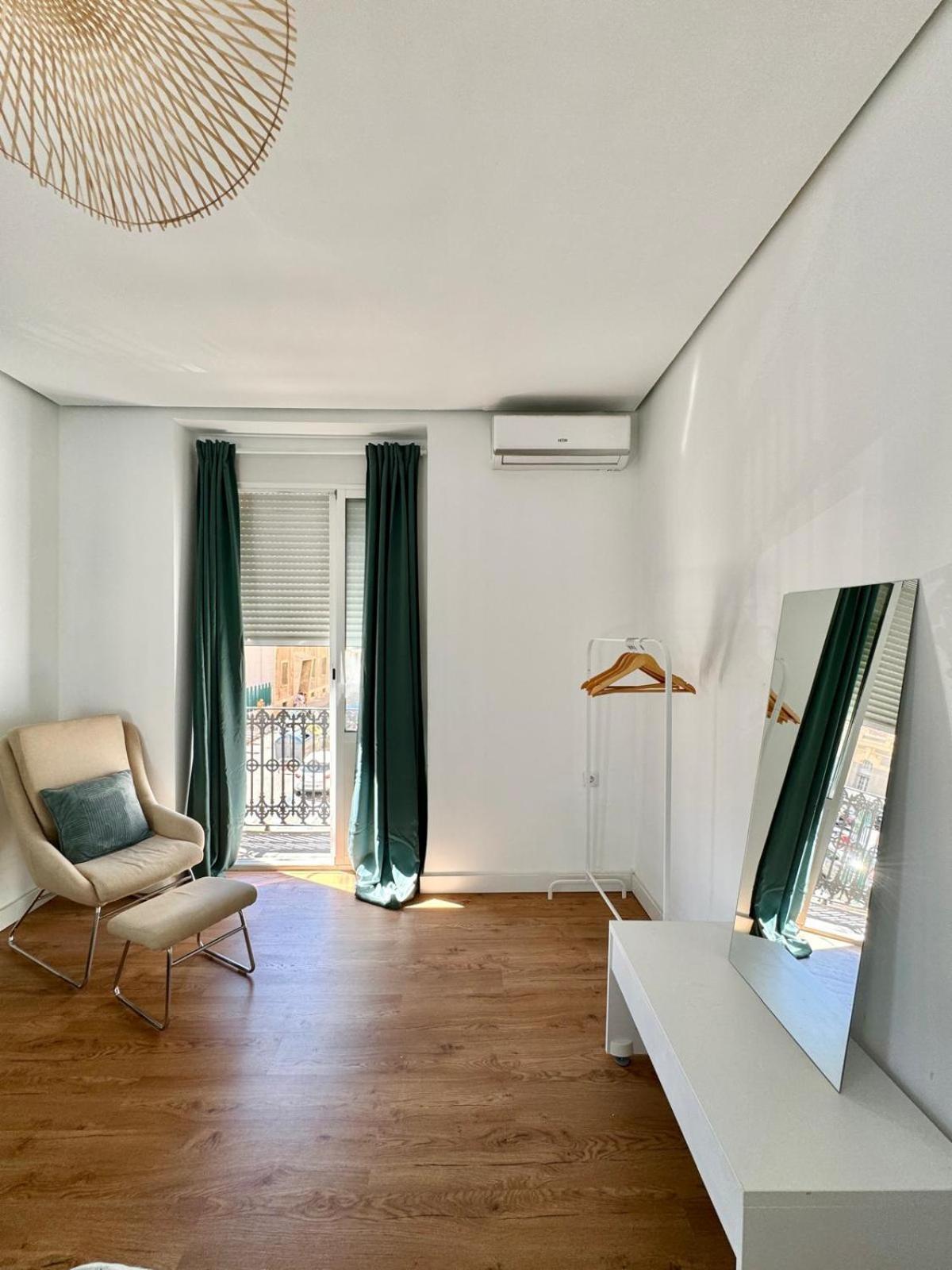 Vlc Center 4 Room Apartment Валенсия Екстериор снимка